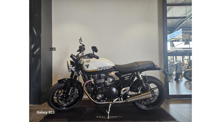 TRIUMPH SPEED TWIN 1200