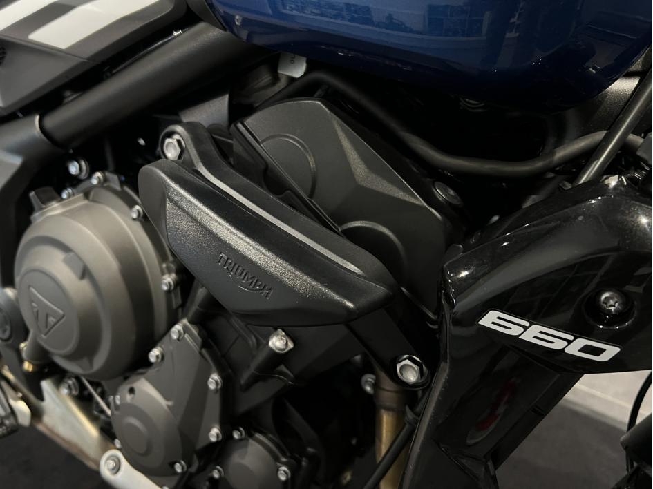 TRIUMPH TRIDENT 660 - A2