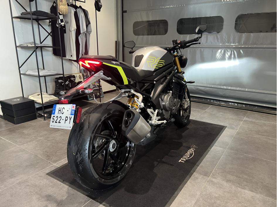 TRIUMPH SPEED TRIPLE 1200 RS