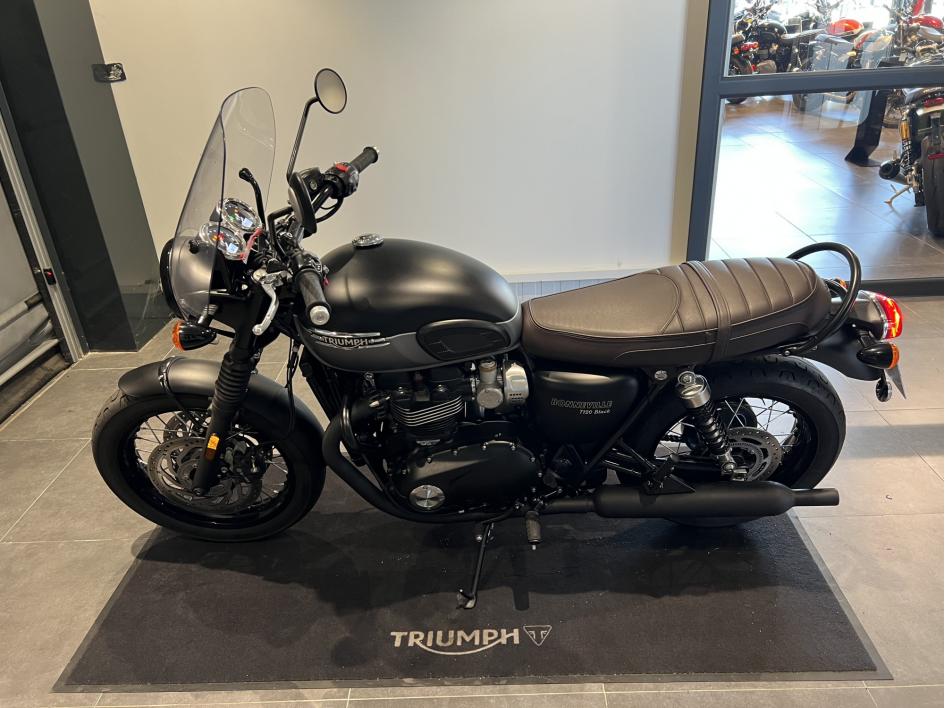 TRIUMPH Bonneville T120 Black