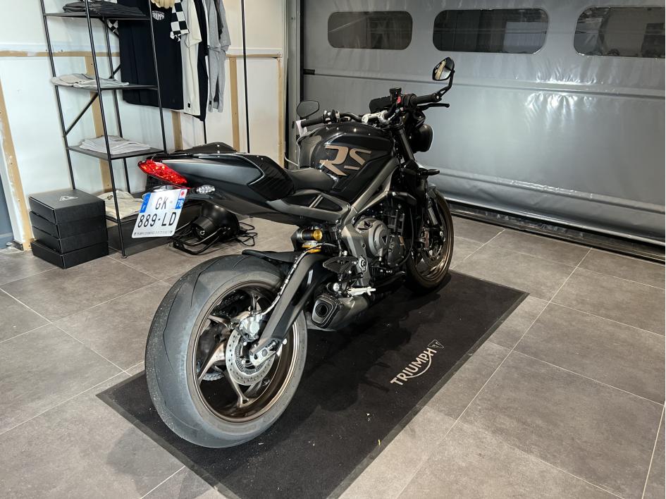 TRIUMPH STREET TRIPLE 765 RS