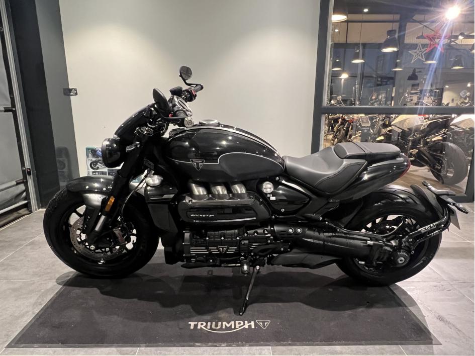 TRIUMPH ROCKET 3 R STORM