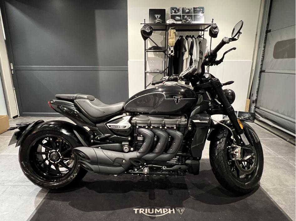 TRIUMPH ROCKET 3 R STORM