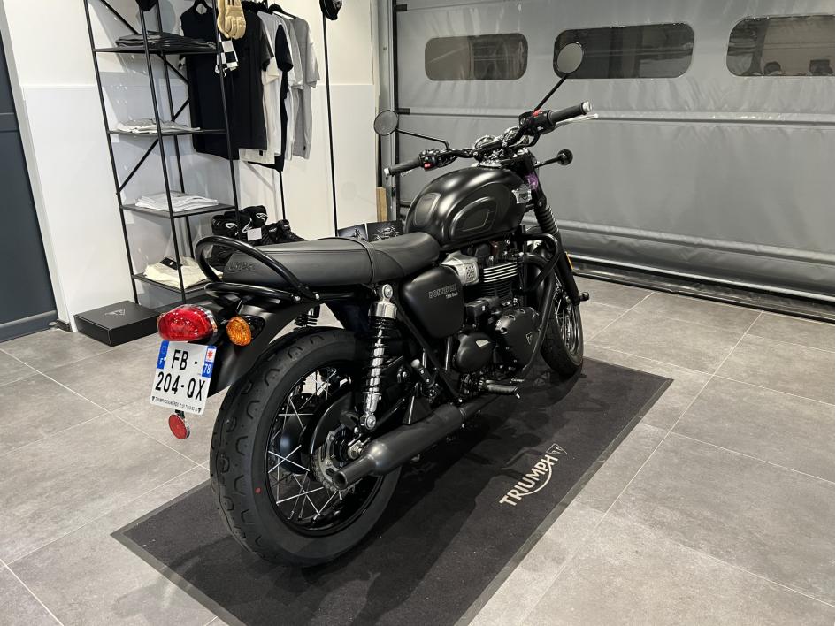 TRIUMPH Bonneville T100 Black - A2