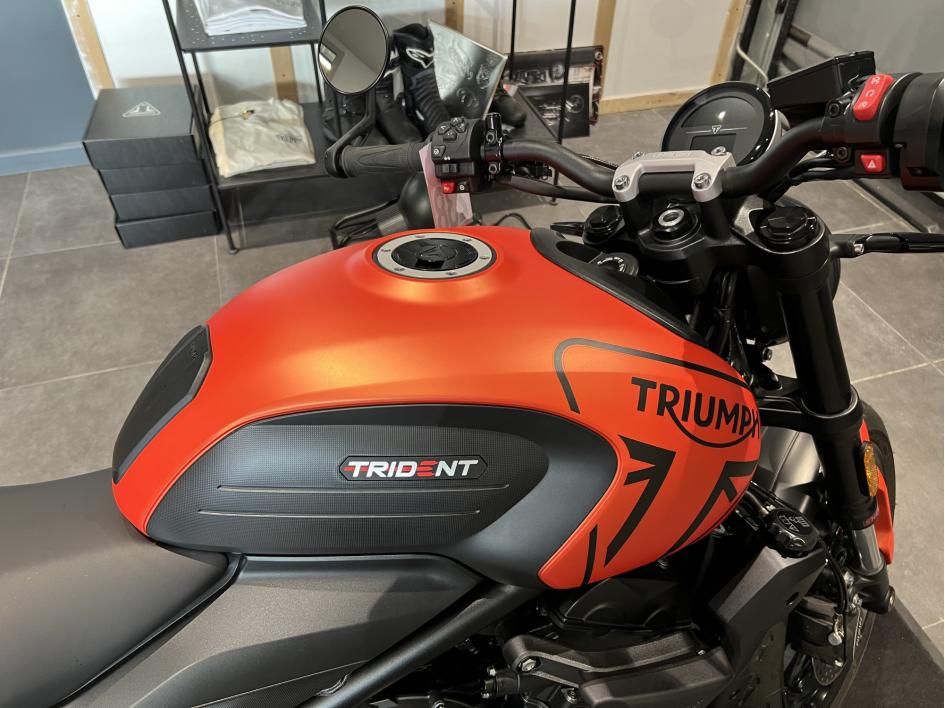 TRIUMPH TRIDENT 660 - BRIDABLE A2