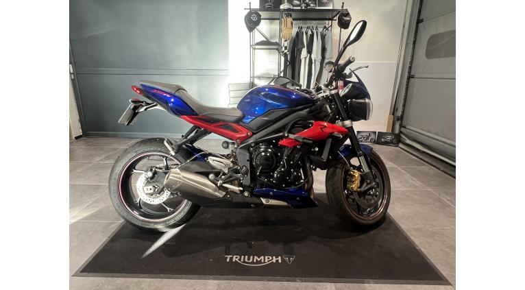 TRIUMPH STREET TRIPLE 675 R