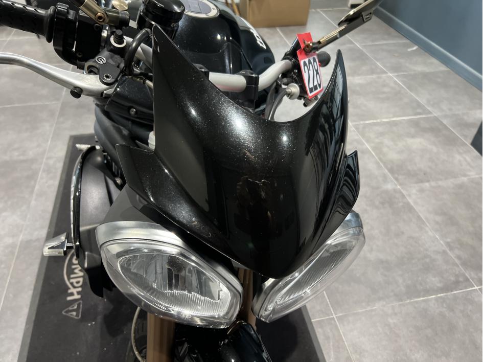 TRIUMPH SPEED TRIPLE 1050